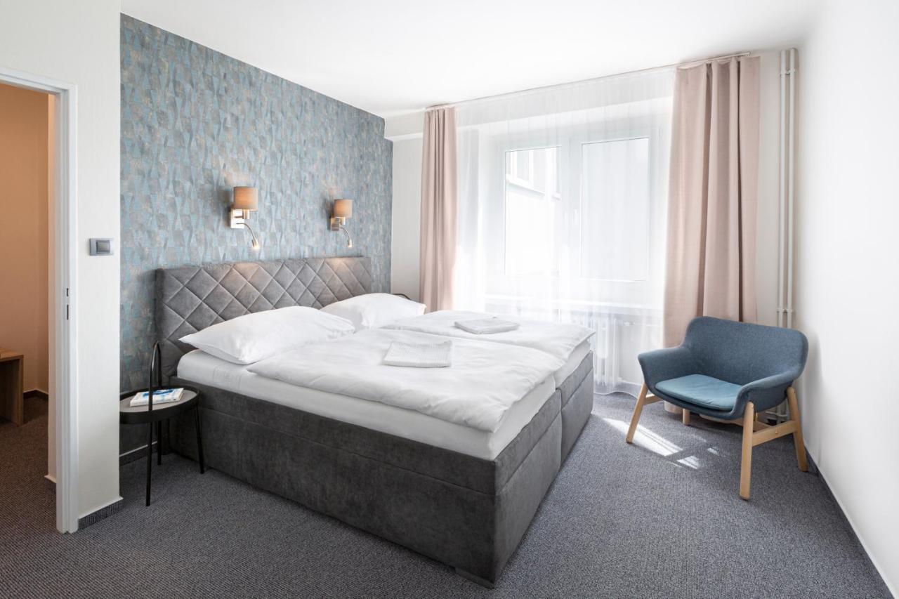 Hotel Trim Пардубіце Екстер'єр фото