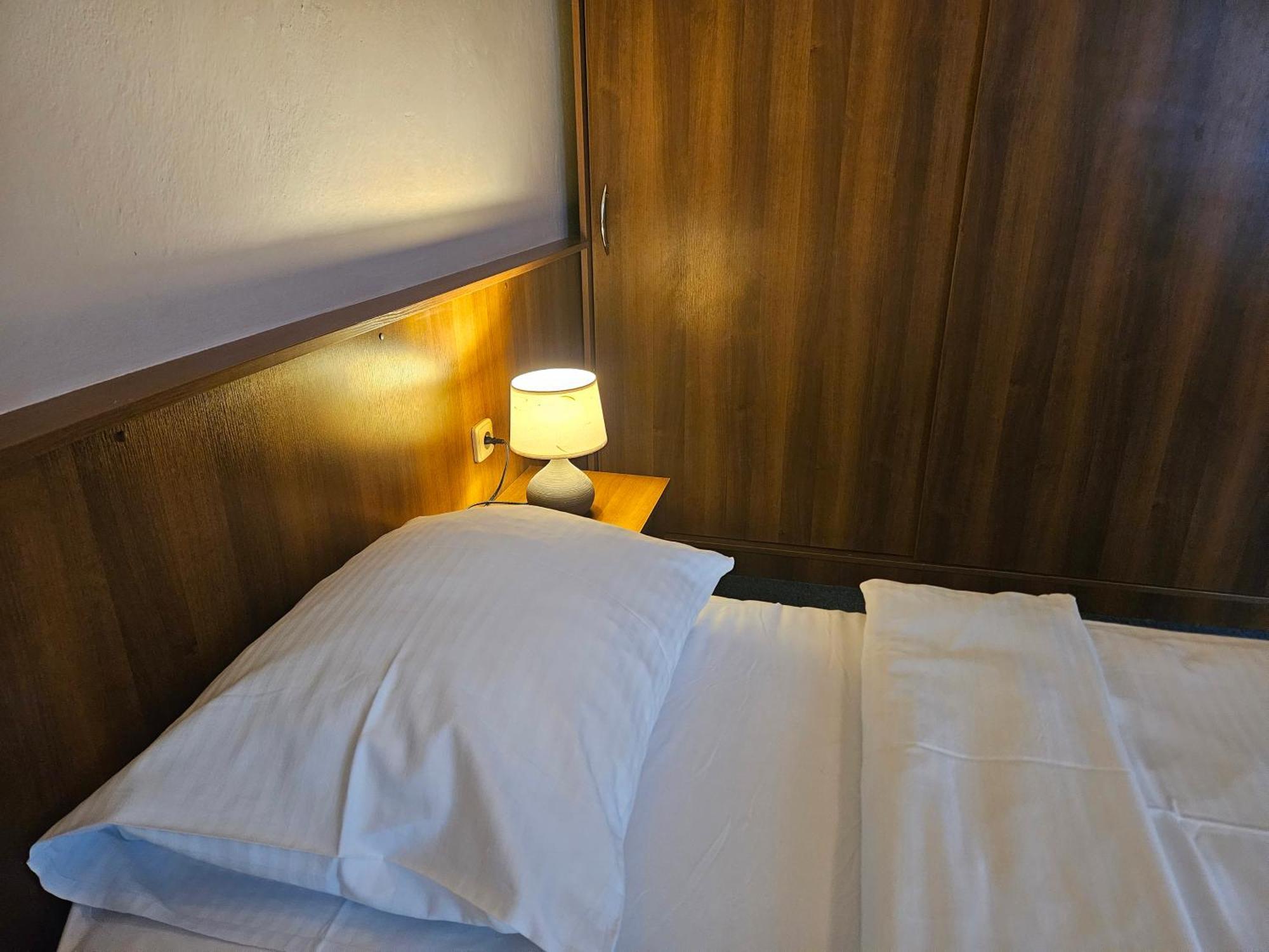 Hotel Trim Пардубіце Екстер'єр фото